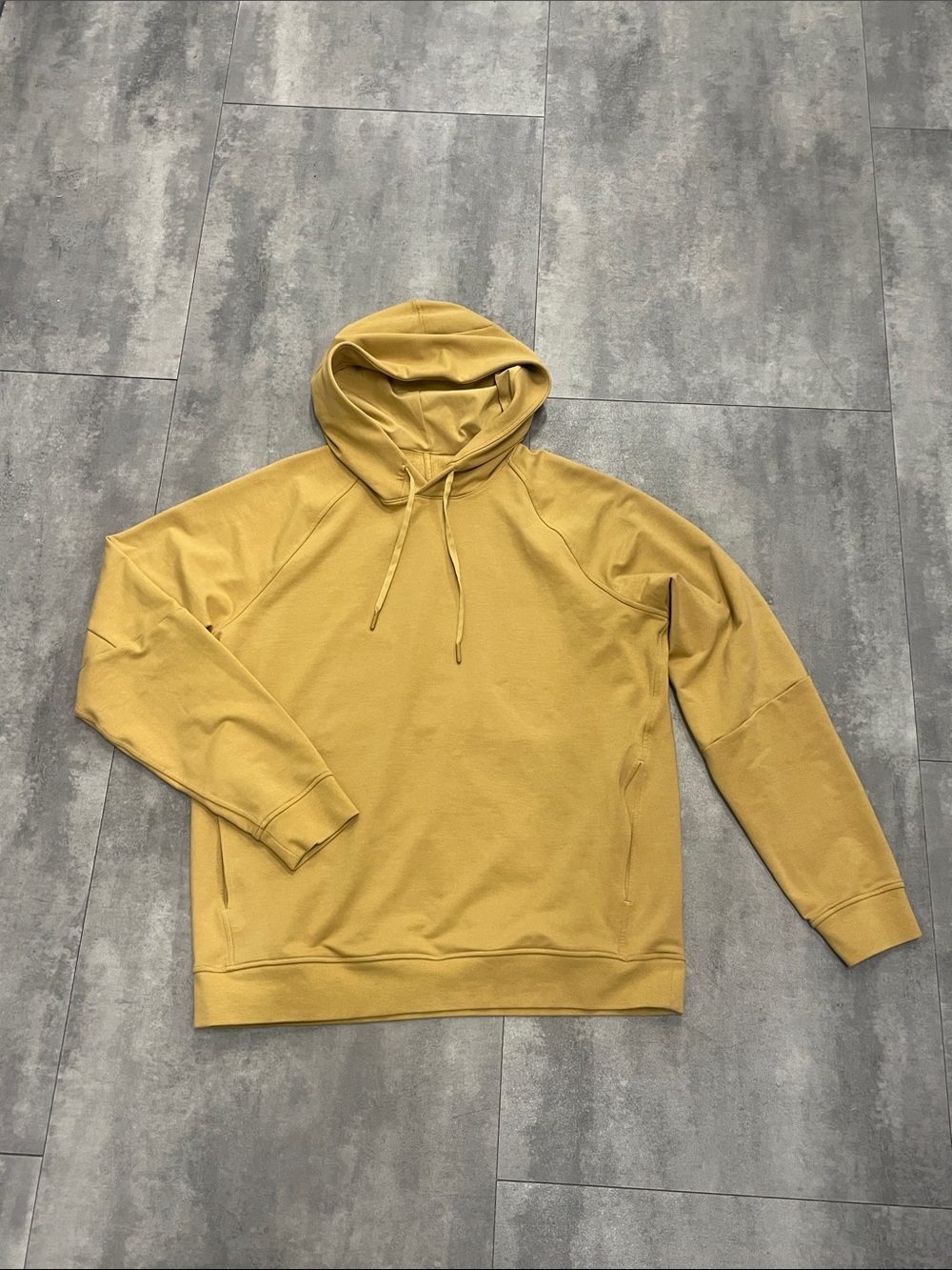 Men’s large Lululemon city Hoodie sweatshirt